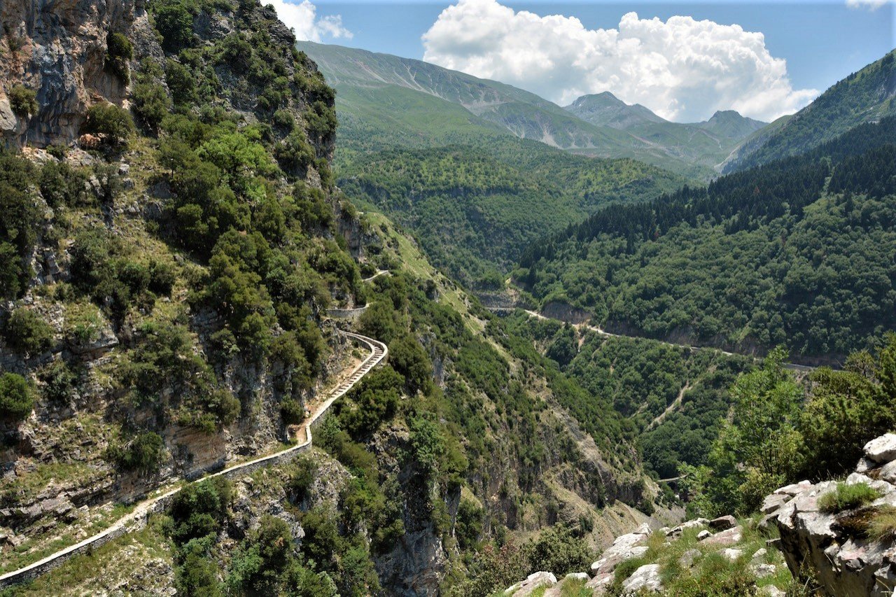 6day trekking / Tzoumerka - Kakarditsa - Peristeri mt. > 100km / Central Pindos