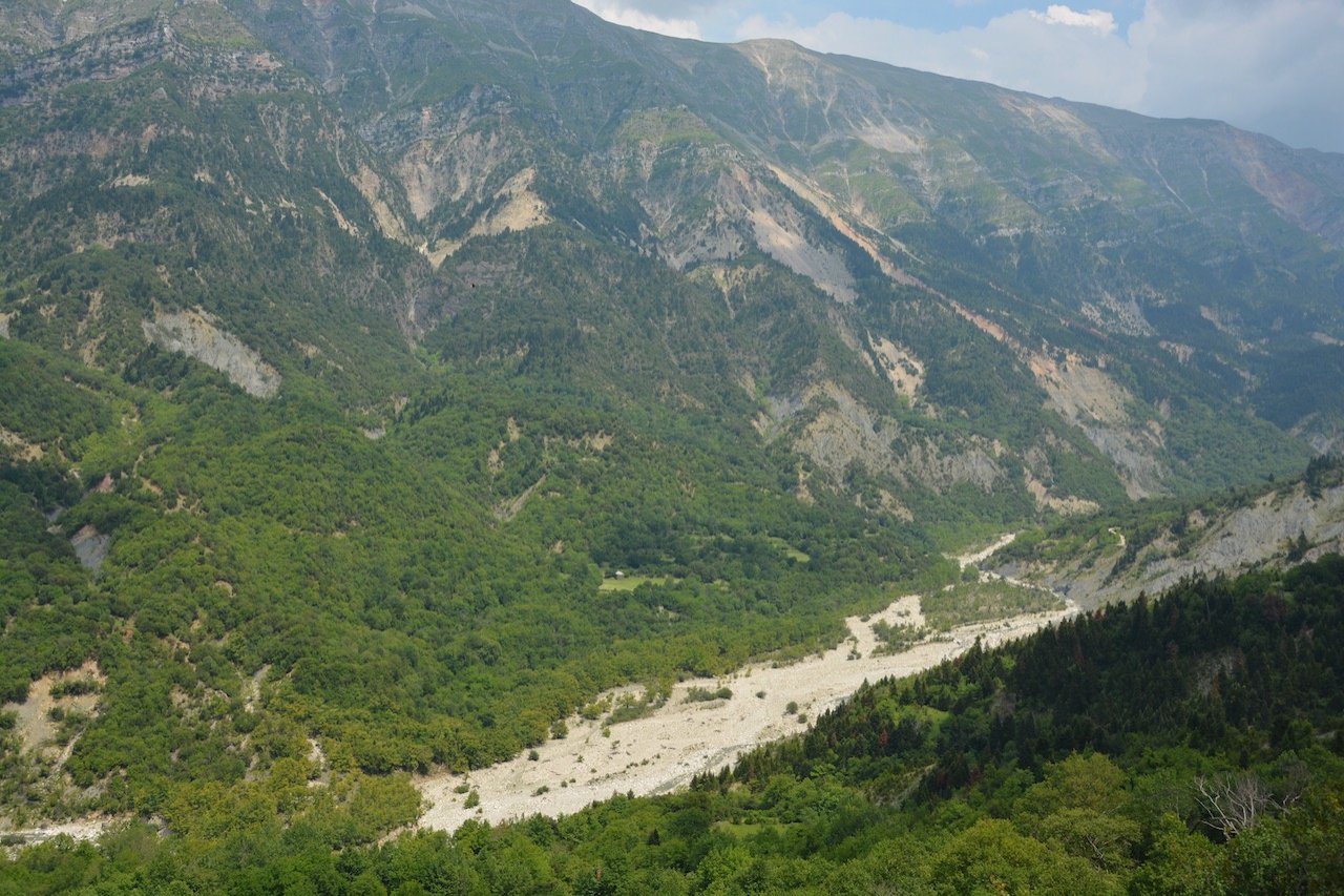 6day trekking / Tzoumerka - Kakarditsa - Peristeri mt. > 100km / Central Pindos