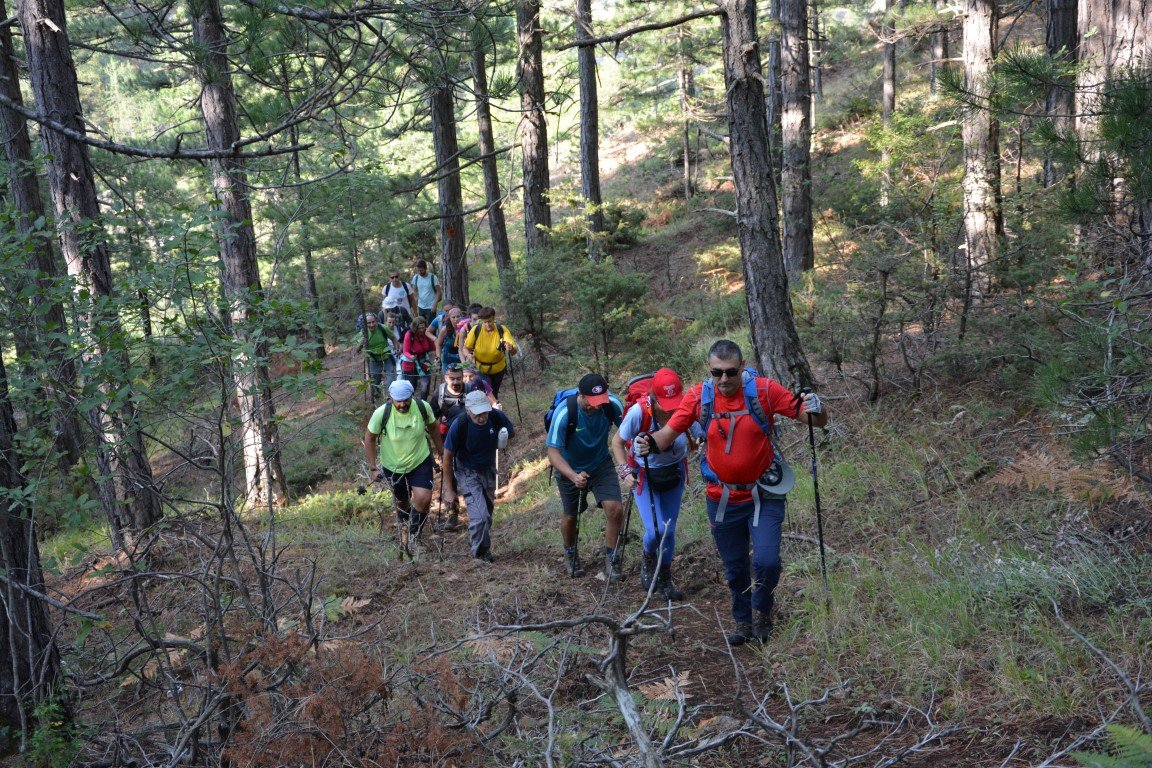 2 day forest hike / North Pindos / Vovousa to Samarina > 30km