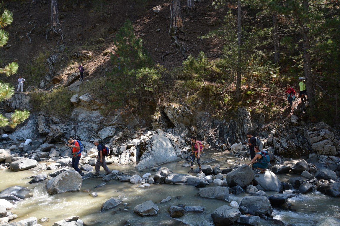 2 day forest hike / North Pindos / Vovousa to Samarina > 30km