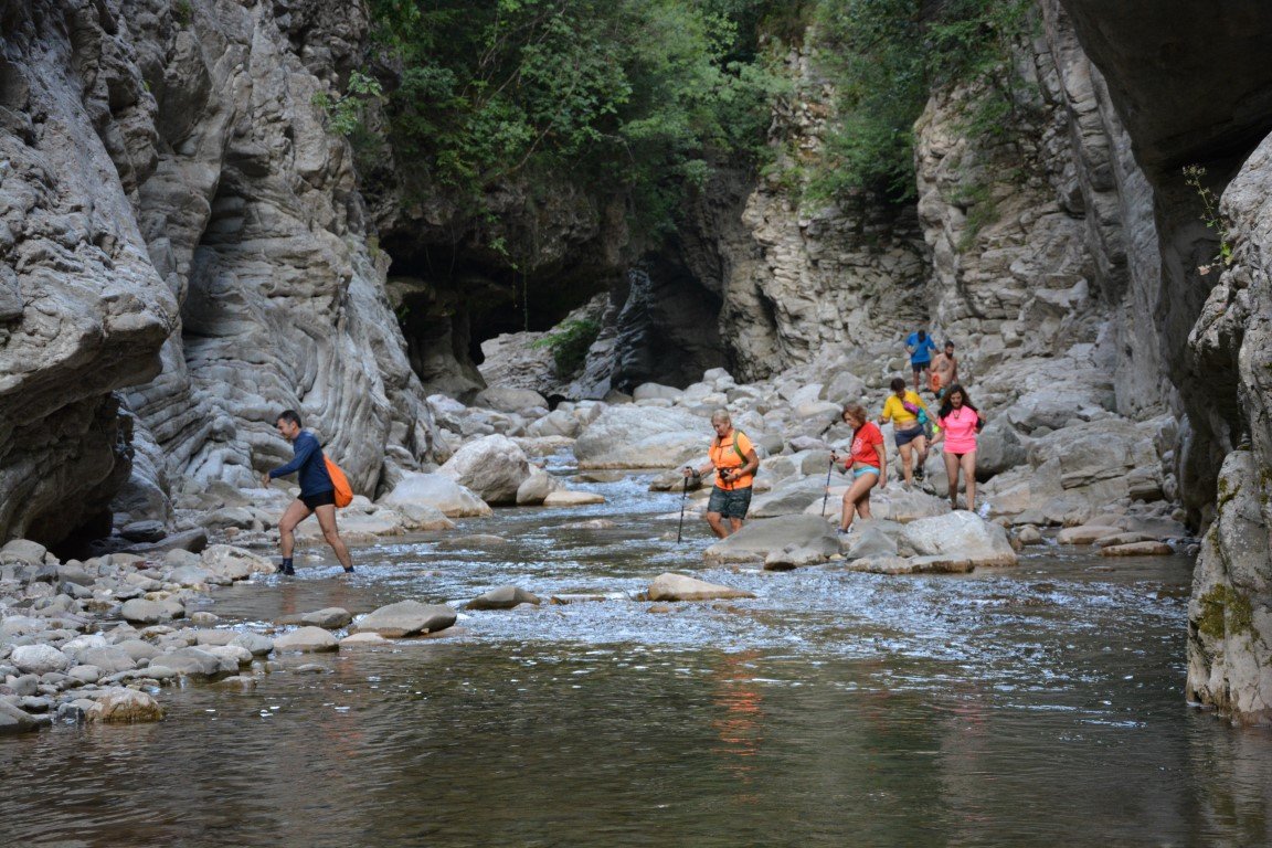 3 day trekking excursion / Krikelopotamos valey > 43km / South Pindos