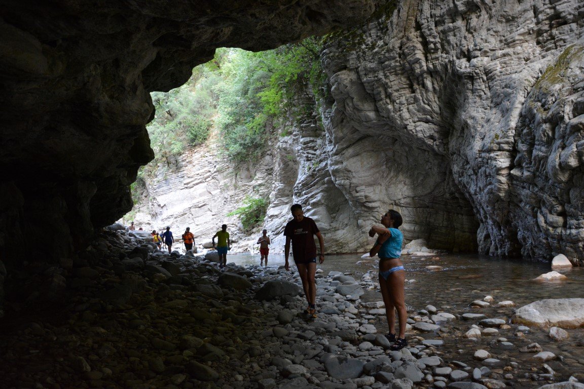 3 day trekking excursion / Krikelopotamos valey > 43km / South Pindos