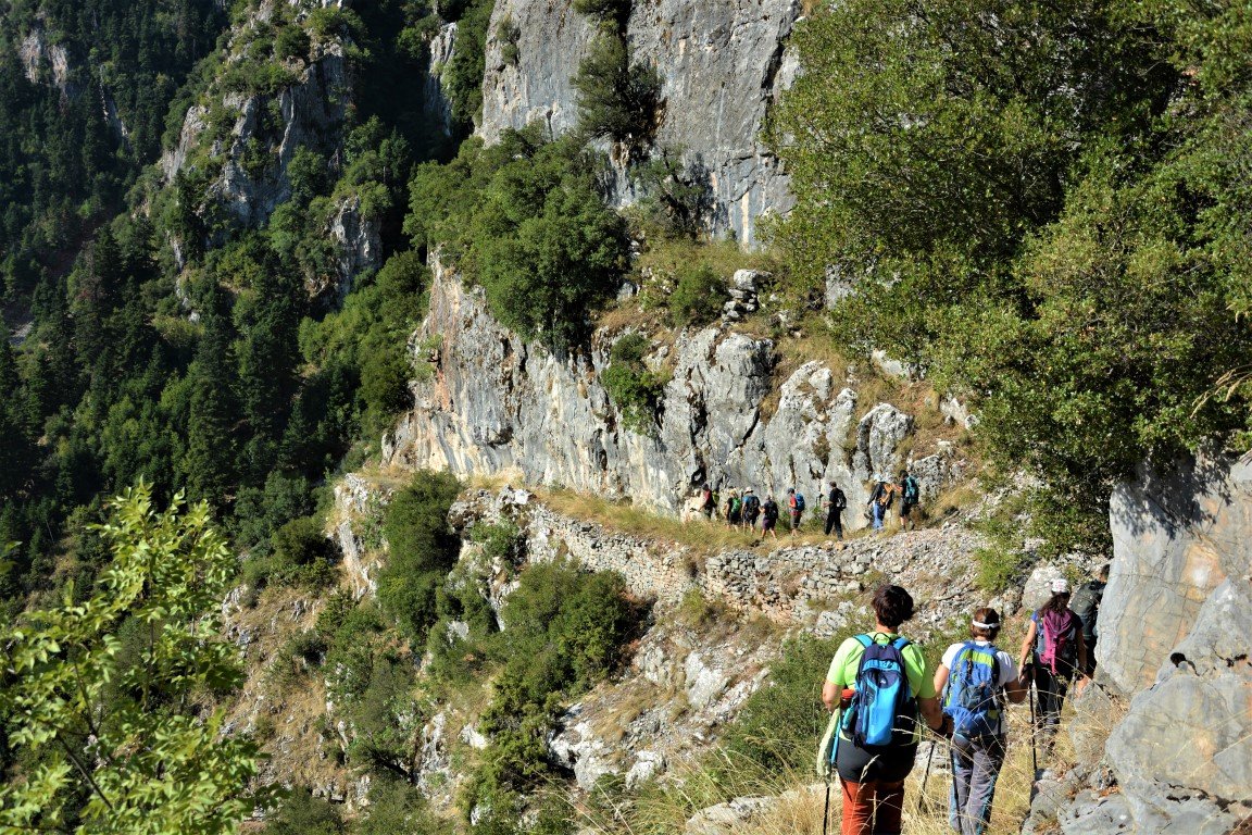 3 day trekking excursion / Krikelopotamos valey > 43km / South Pindos