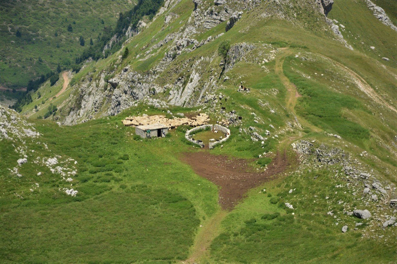 5 day trekking / Tzoumerka - Kakarditsa - Peristeri > 60km / Central Pindos