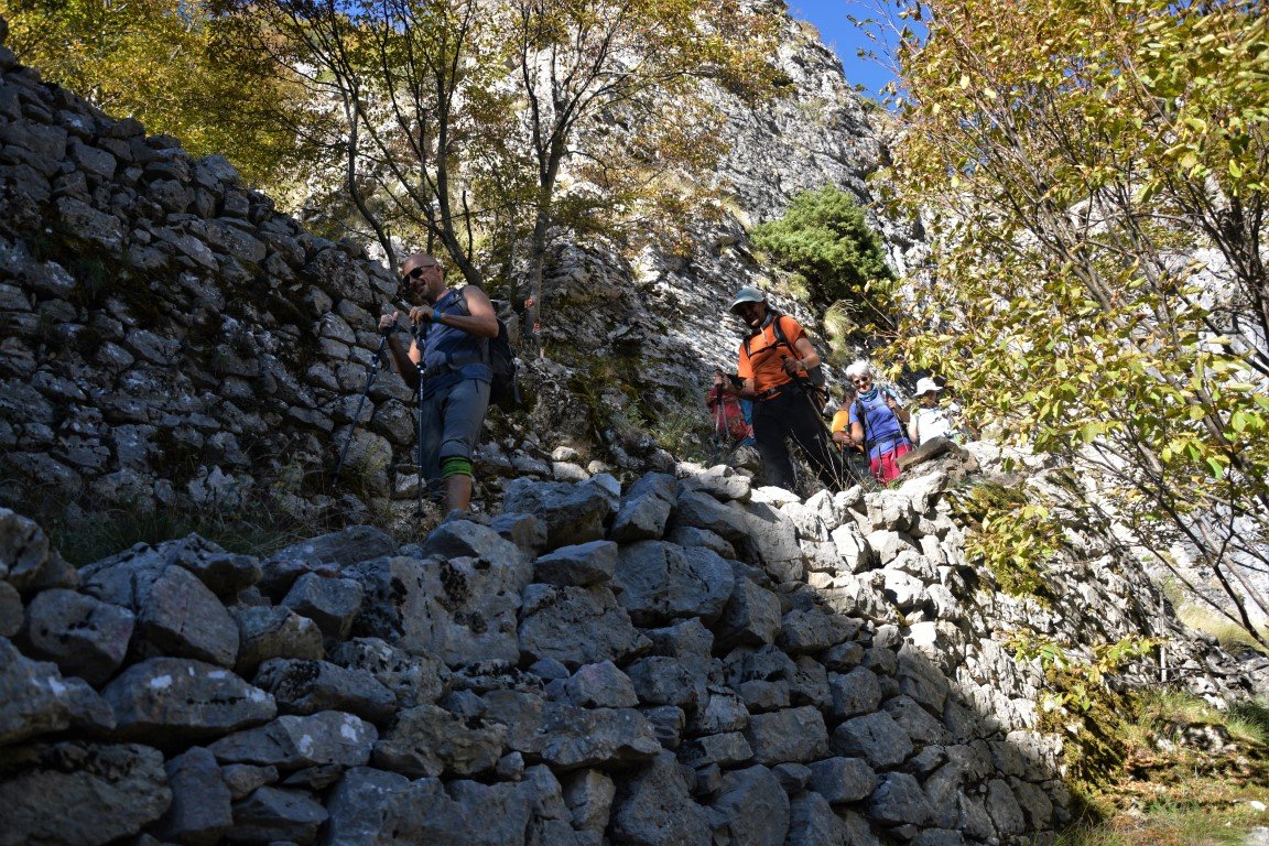 5day trekking excursion / Tzoumerka to Peristeri mt. > 85km / Central Pindos 