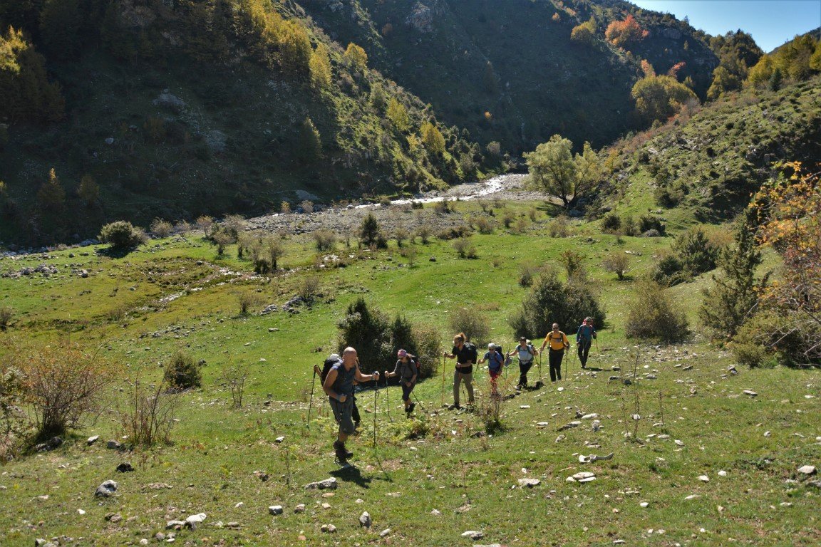 5day trekking excursion / Tzoumerka to Peristeri mt. > 85km / Central Pindos 