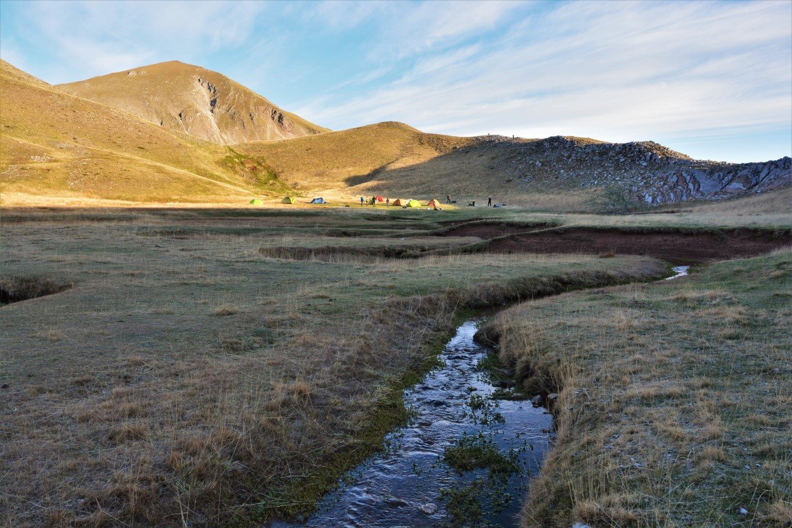 5day trekking excursion / Tzoumerka to Peristeri mt. > 85km / Central Pindos 