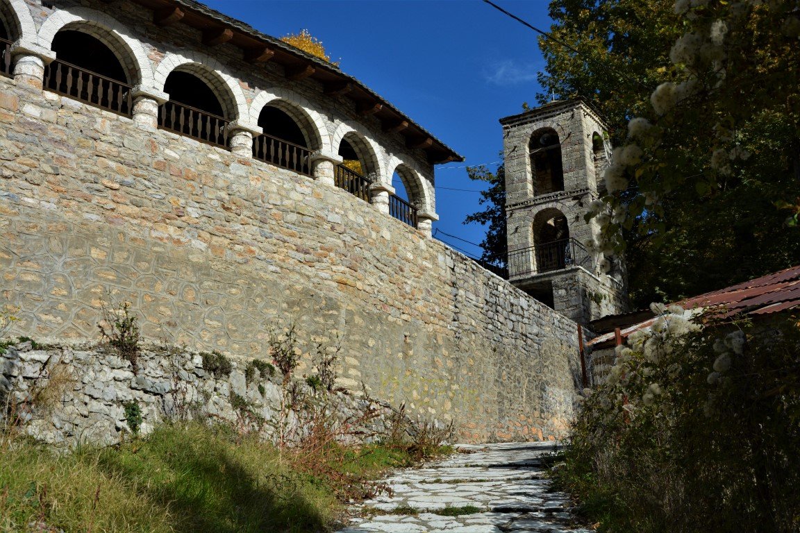 5day trekking excursion / Tzoumerka to Peristeri mt. > 85km / Central Pindos 