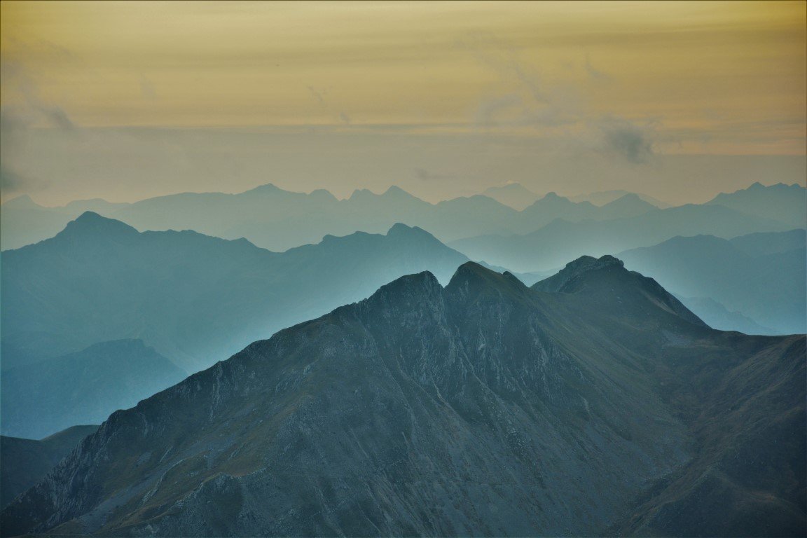 5day trekking excursion / Tzoumerka to Peristeri mt. > 85km / Central Pindos 