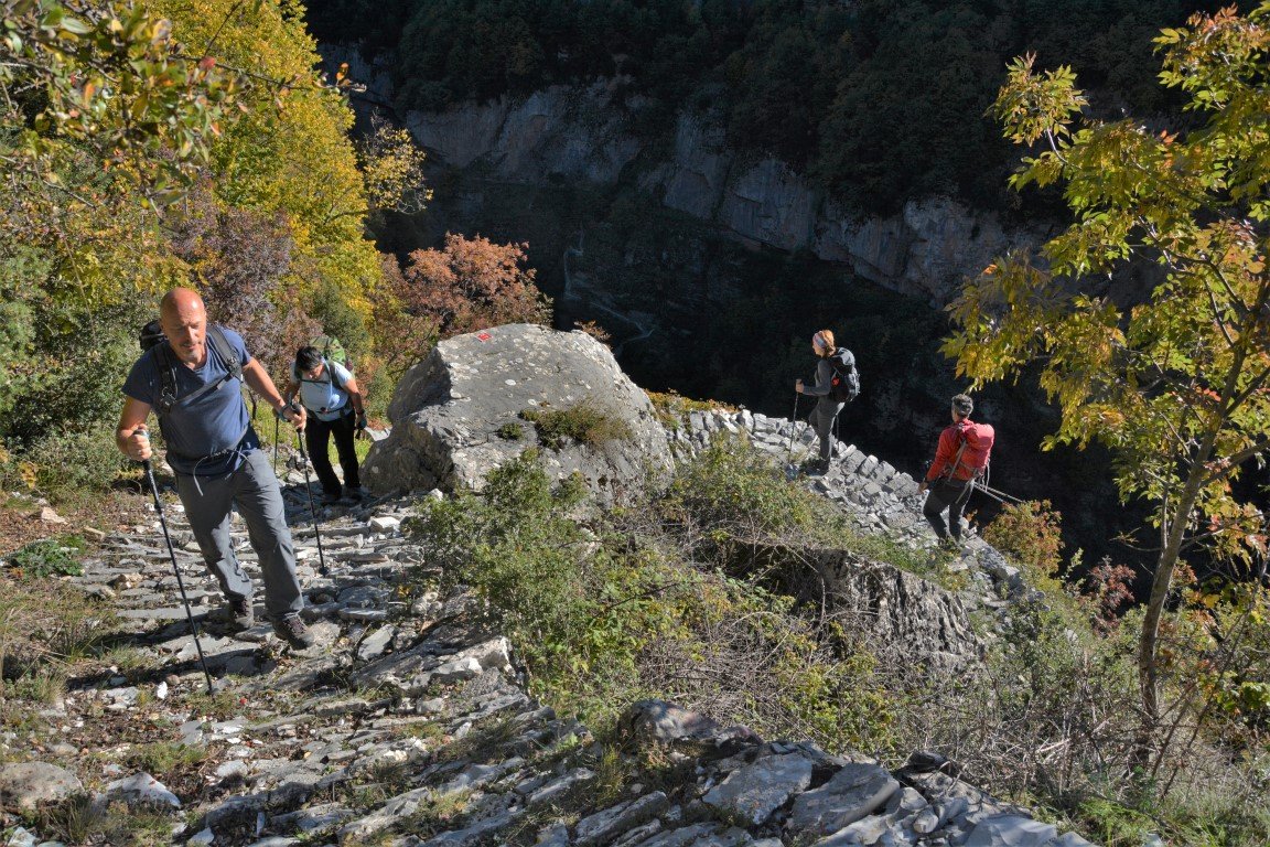 5day trekking excursion / Tzoumerka to Peristeri mt. > 85km / Central Pindos 