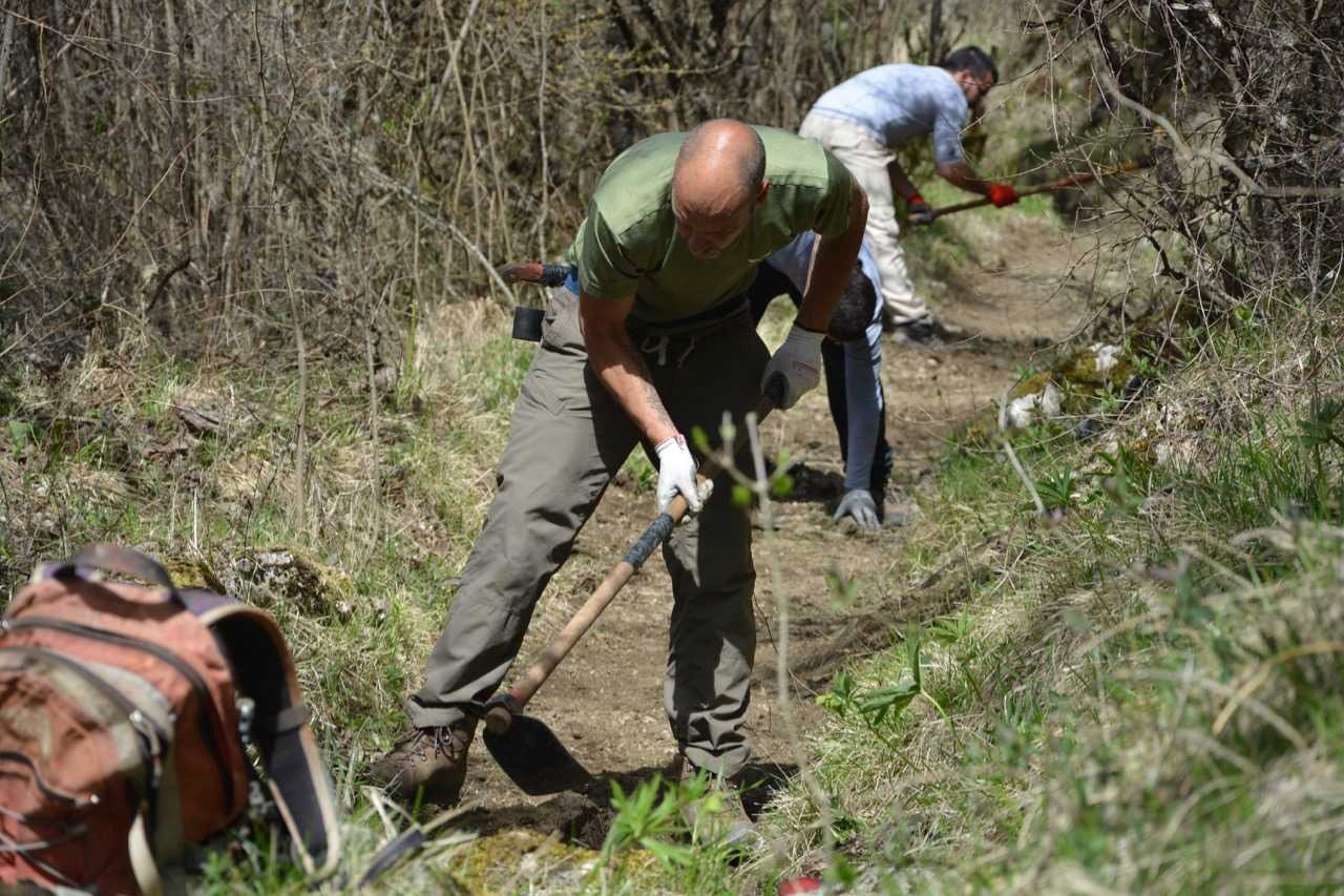 Hiking trails development