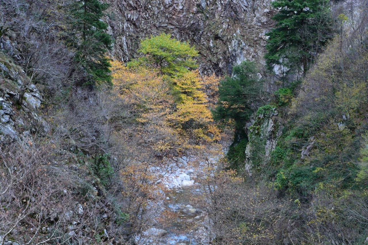 Exp-trek Ορειβασία, Πεζοπορία, Οργάνωση κατασκήνωσης, Διάσχιση ποταμών, Καταβάσεις φαραγγιών