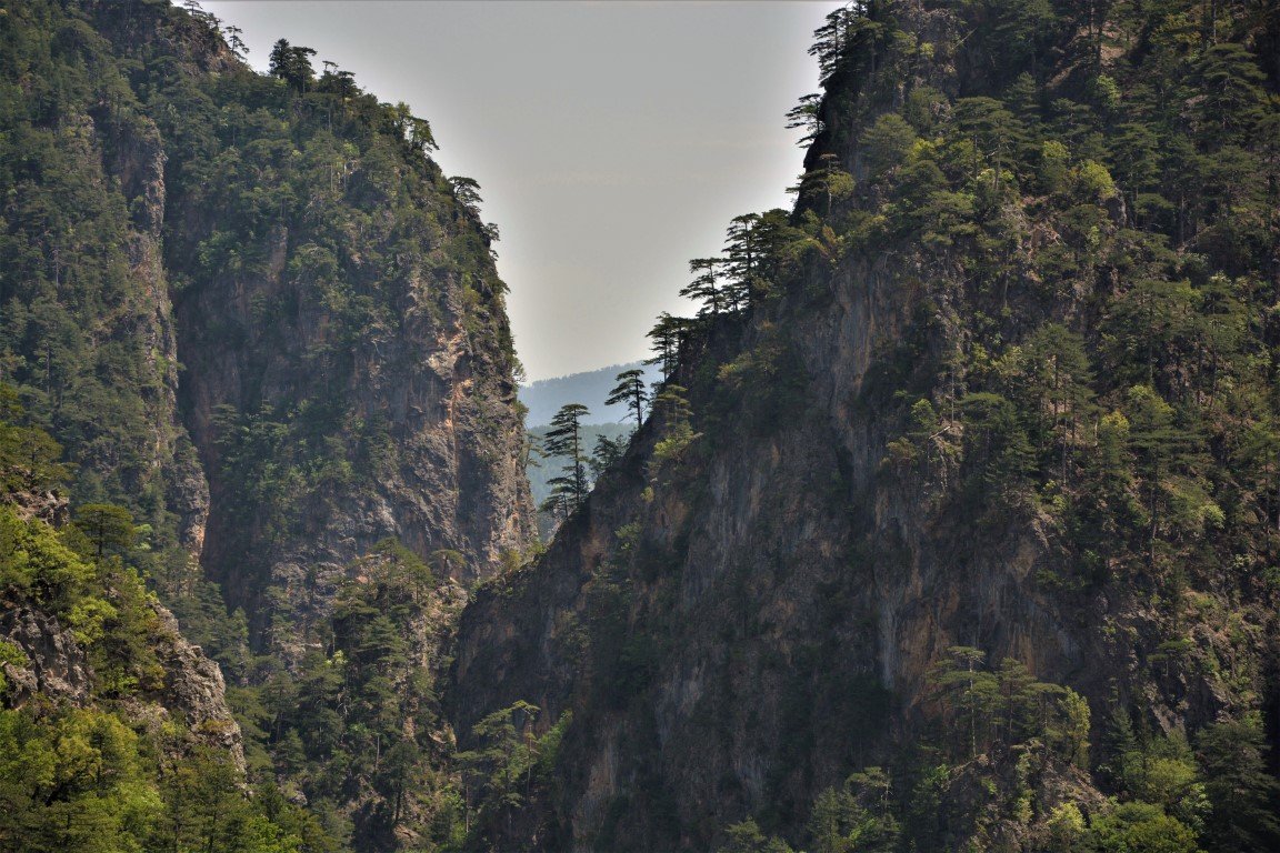 Exp-trek Ορειβασία, Πεζοπορία, Οργάνωση κατασκήνωσης, Διάσχιση ποταμών, Καταβάσεις φαραγγιών
