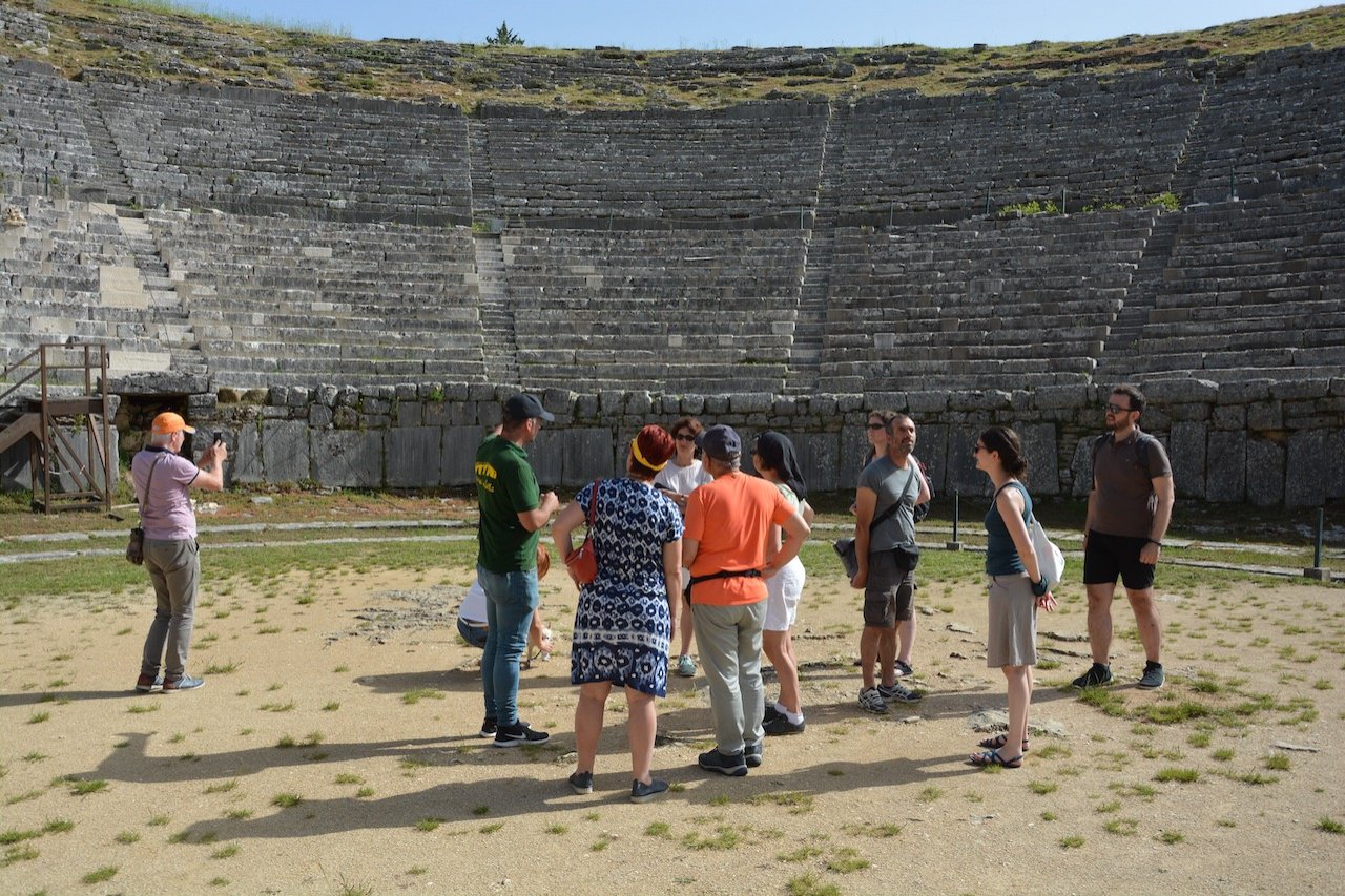 Exp-trek Ορειβασία, Πεζοπορία, Οργάνωση κατασκήνωσης, Διάσχιση ποταμών, Καταβάσεις φαραγγιών